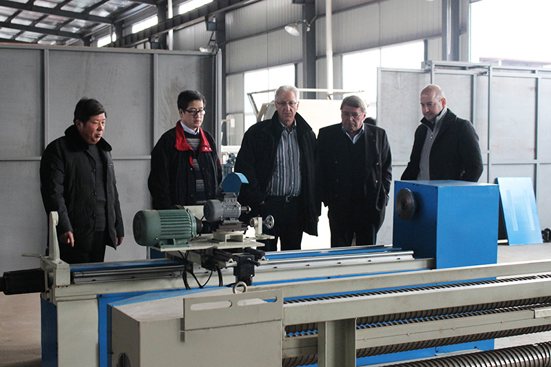 Customer-visits-(17)906