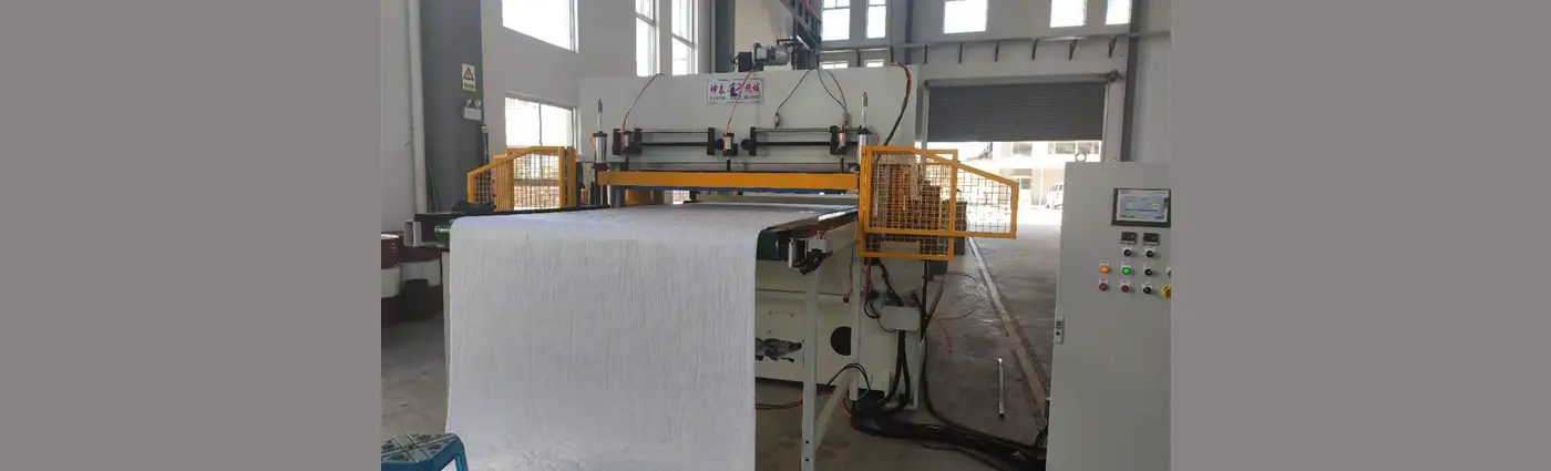 1400x425 heat seal cutting.png