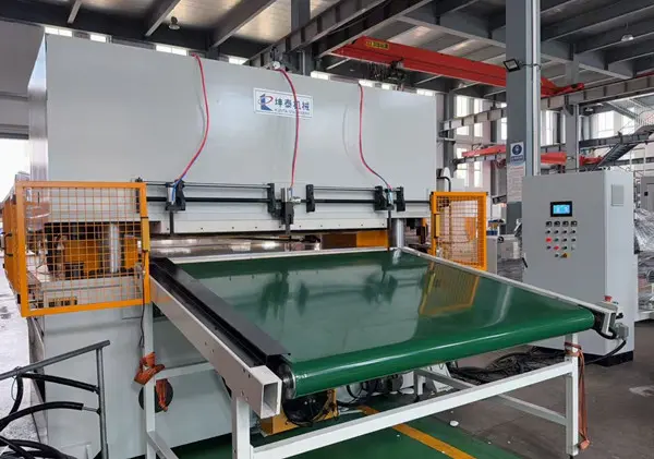 Thinsulate Automotive Insulation Cutting Machine Delivered to Mexico