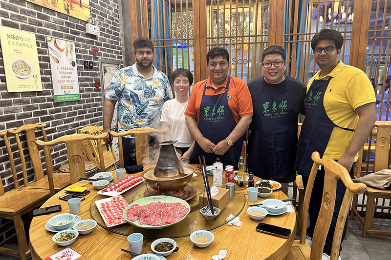 Customer-visits-(3)yja